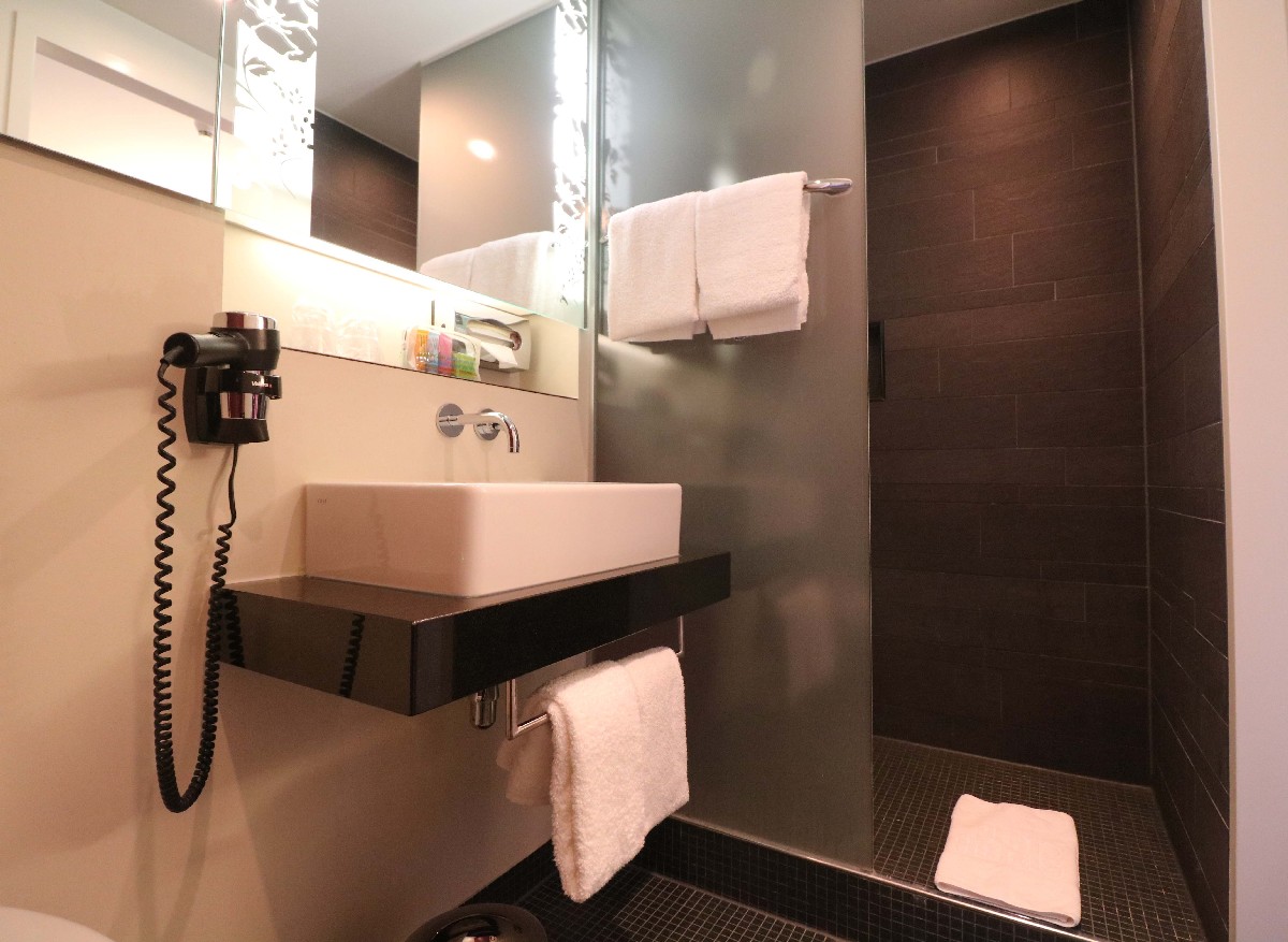 Pentahotel Wiesbaden, Pentahotel Wiesbaden Erfahrung, Pentahotel Wiesbaden Frühstück,Pentahotel Wiesbaden Suite, Pentahotel Erfahrung, Pentahotel Frühstück, Pentahotel, Hotel Wiesbaden, Tagungshotel Wiesbaden, Auszeit Alltag, Hotel Paare, Travelblogger, Reiseblogger, Hotelblogger