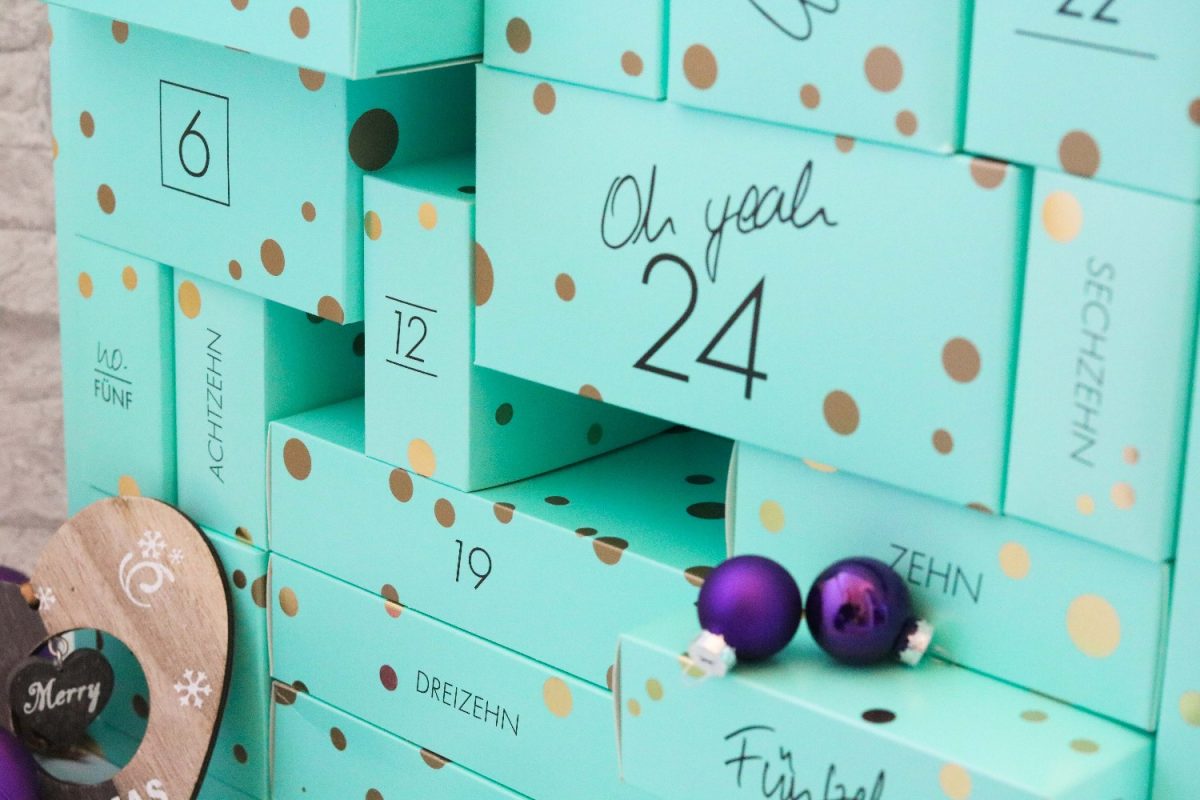 EIS Adventskalender, EIS Adventskalender Inhalt, EIS Adventskalender Erfahrung, Amorelie Adventskalender Inhalt, Amorelie Adventskalender Erfahrung, Amorelie Adventskalender, EIS oder Amorelie Adventskalender, Adventskalender für Paare, Amorelie Adventskalender Alternative, Amorelie Adventskalender für Paare, Amorelie Adventskalender Inhalt, Amorelie Adventskalender Test, Amorelie Adventskalender 2016, Amorelie Adventskalender Inhalt 2016, EIS Adventskalender Inhalt 2016, Lovehoney Adventskalender, Lovehoney Adventskalender Inhalt