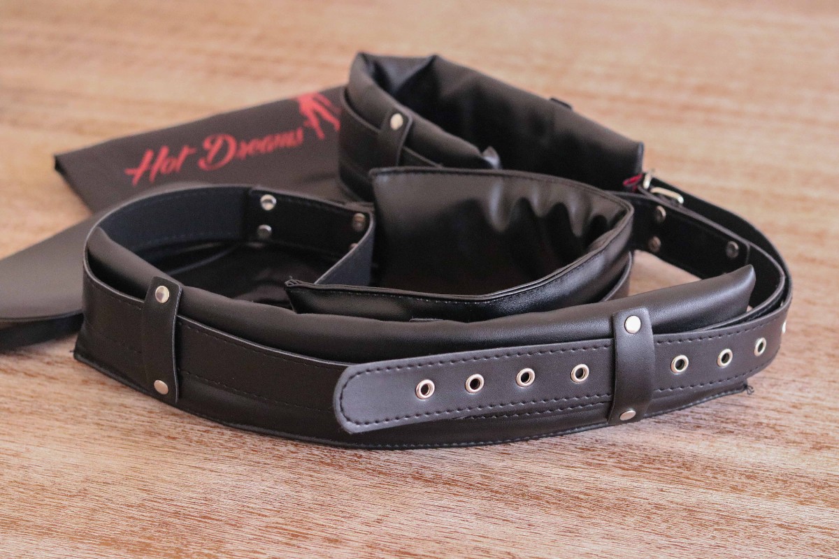 BDSM Psychologie, BDSM Unterwerfung, BDSM Fesseln, BDSM Zubehör, BDSM Erfahrung, BDSM Toys, BDSM Hot Dreams, Hot Dreams Bondage