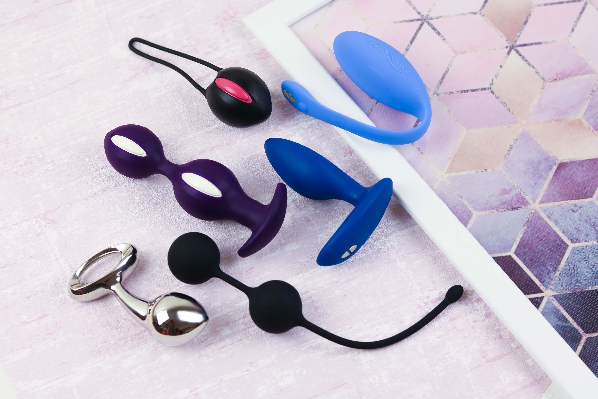 Strap on, Strap on Sex, Strap on Anleitung, Strap on Erfahrung, Strapon Dildo, Strapon Anleitung, Pegging, Pegging Anleitung, Pegging Erfahrung, bester Strap on, Empfehlung Strap on, Welcher Strap on, Umschnalldildo, bester Umschnalldildo, Strap on kaufen, Umschnalldildo kaufen, Fun Factory Share, Fun Factory Strap On, Fun Factory Share Erfahrung, Fun Factory Share Test, bequemer Harness, Harness für Strap on, Harness für Dildo, Pegging Dildo, Strap on Doppel, Strap on Männer