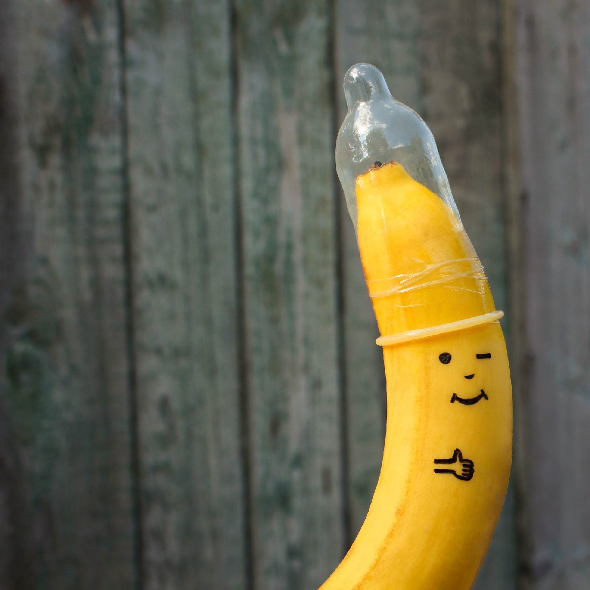 Sichere Verhütung nur mit Kondom? - So geht's!