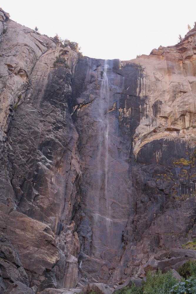 Kalifornien Rundreise, Rundreise planen, Kalifornien Rundreise planen, USA Westen Route, Kalifornien Rundreise Route, Kalifornien Tipps, Kalifornien Rundreise Tipps, Kalifornien Nationalparks, Death Valley Tipps, USA Westküste Rundreise, USA Rundreise, Amerika Rundreise, USA Tanken, Westküste, Kalifornien gefährliche Tiere, USA Nationalparks, Bridalveil Falls Herbst