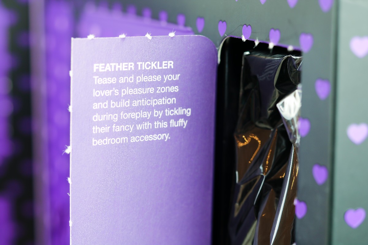 Lovehoney Adventskalender, Lovehoney Adventskalender Inhalt, Lovehoney Adventskalender Erfahrung, Lovehoney Adventskalender Test, Lovehoney Adventskalender was war drin, Lovehoney Adventskalender für Paare, Lovehoney Adventskalender 2016, Lovehoney Adventskalender 2017, Lovehoney Adventskalender 2017 was war drin, Lovehoney Adventskalender 2017 Inhalt, lohnt sich Lovehoney Adventskalender, Adventskalender für Paare, Adventskalender Sextoys, Amorelie Adventskalender Alternative, erotischer Adventskalender, Adventskalender Amorelie EIS Lovehoney, Adventskalender Vergleich, Lovehoney Gutschein, Lovehoney Rabatt, Lovehoney Erfahrung