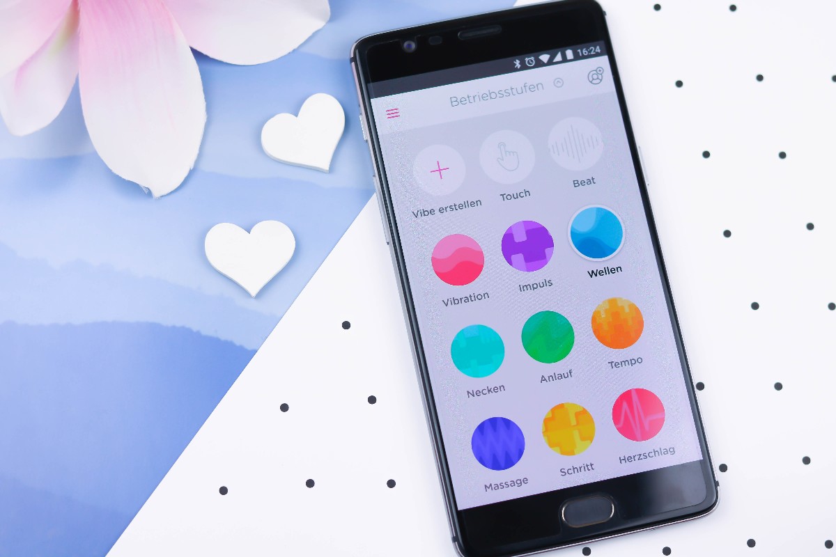 We Vibe Jive, We Vibe App, We Vibe Sync