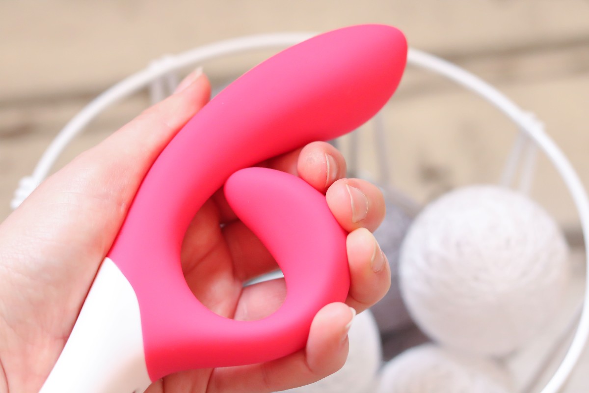We Vibe Nove, We Vibe Nova Test, We Vibe Nova Erfahrung, We Vibe Nova Review, bester Rabbit Vibrator, bester Vibrator, playful Shop, playful Erfahrung, Sexshop Schweiz, Sexshop Zürich