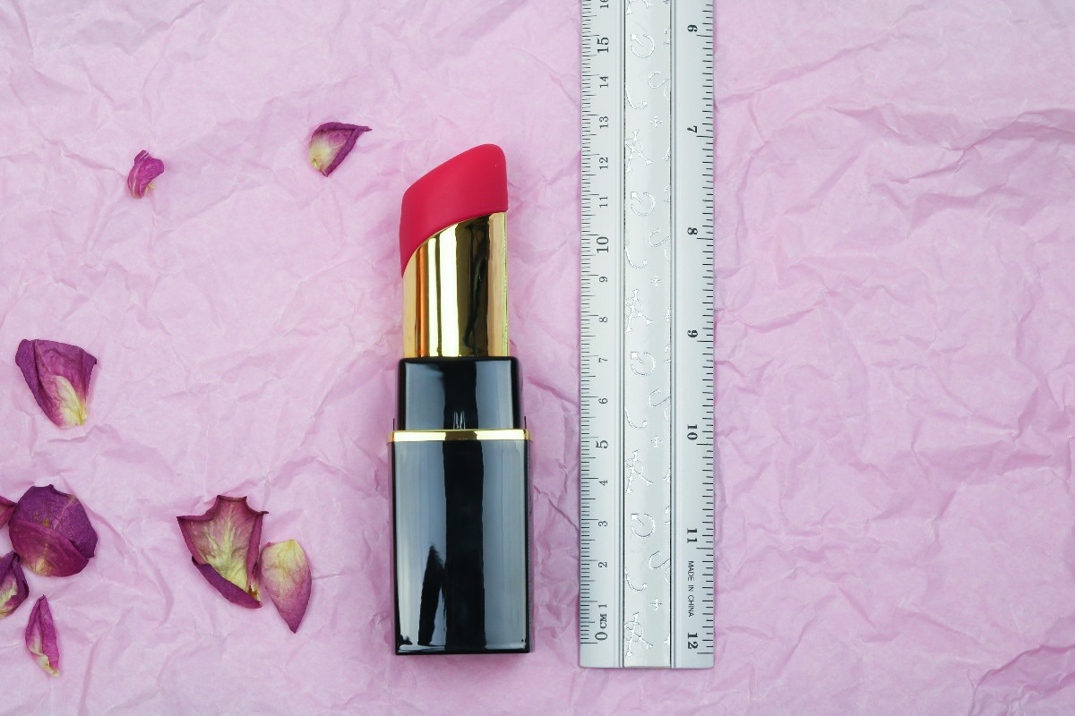 Womanizer-2-Go-Lipstick-Maße-Größe-Länge
